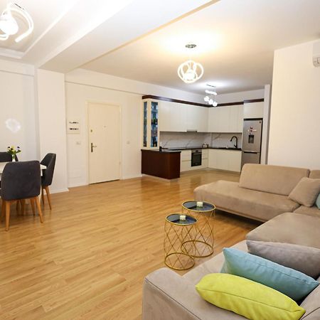 Romina Apartment Berat Exterior photo